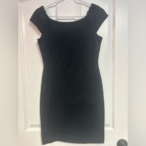 Elegant Black Cap Sleeve Dress-Gap